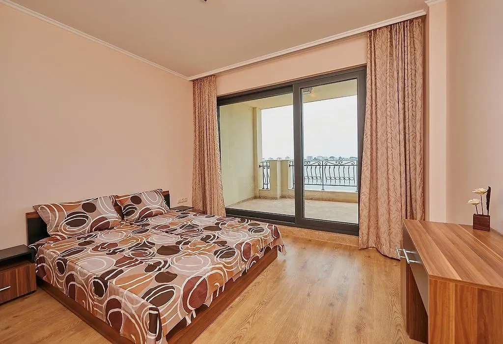 Pomorie Seafront Apartments 0*,