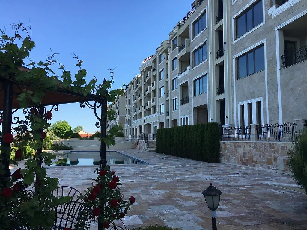 Pomorie Seafront Apartments
