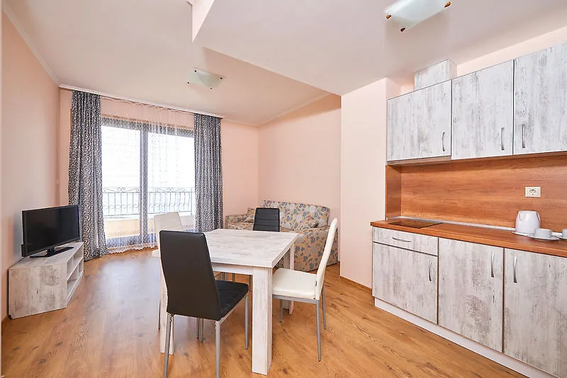 Pomorie Seafront Apartments