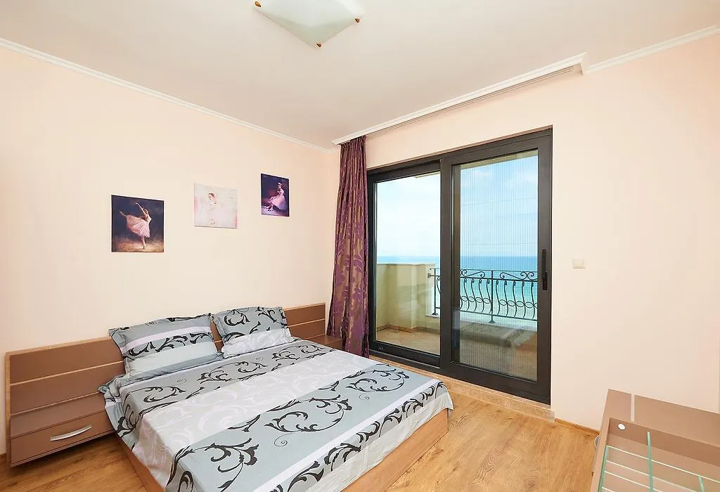 Pomorie Seafront Apartments 0*,